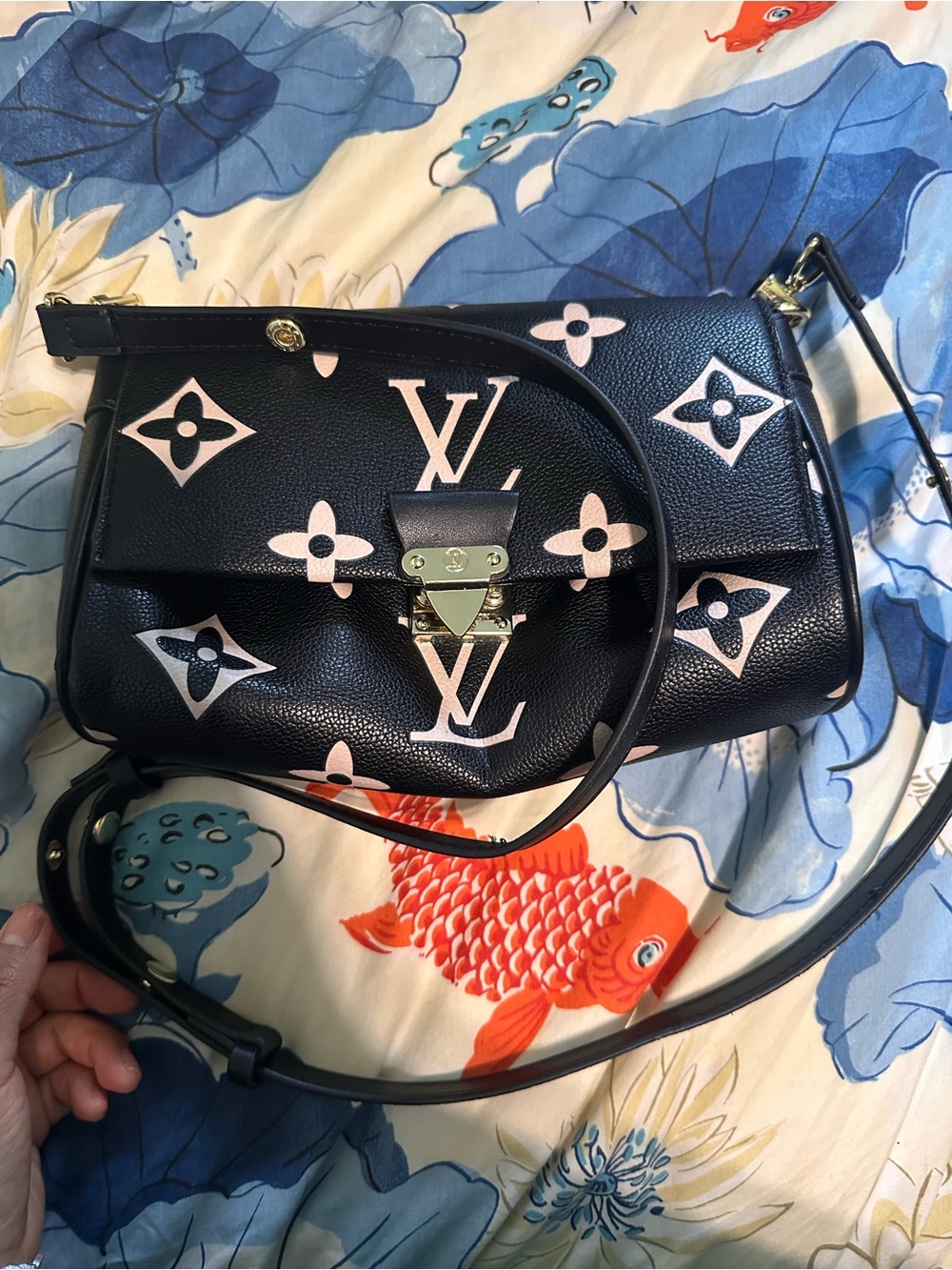 Black & Pink Monogram Shoulder Bag - Picture 4 of 11